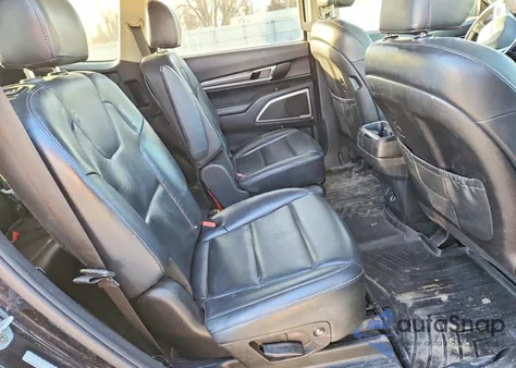 2021 Kia Telluride S from USA, damaged, VIN 5XYP64HC5MG116409